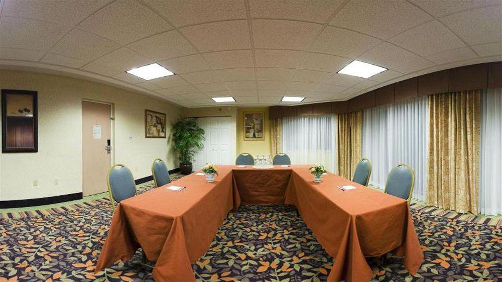 Holiday Inn Express Hotel Clearwater East - Icot Center By Ihg Pinellas Park Exterior photo